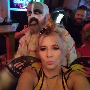 Meet your Posher, Christine